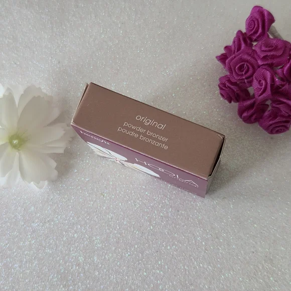 NWT Benefit Hoola Original Matte Powder Bronzer - Picture 2 of 5